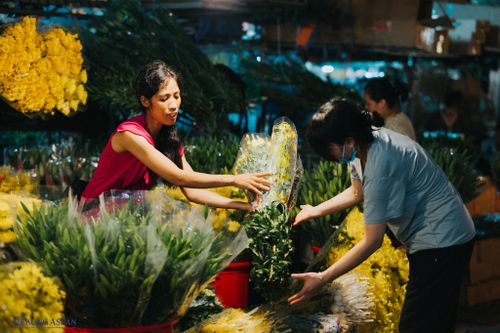 Thị trường thực phẩm dịp Rằm tháng Giêng tại Hà Nội sôi động nhưng giá cả ổn định
