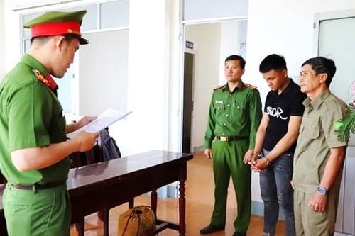Truy sát đối thủ trong tiệm game