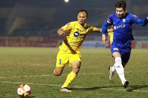 SHB Đà Nẵng chia điểm trong ngày ra quân