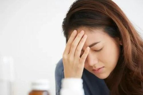 Tôi rơi vào bước đường cùng, em chồng lập tức trả nợ giúp