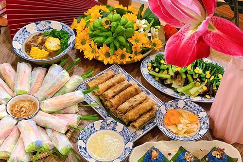 Tự chuẩn bị mâm cúng chay cho rằm tháng Giêng