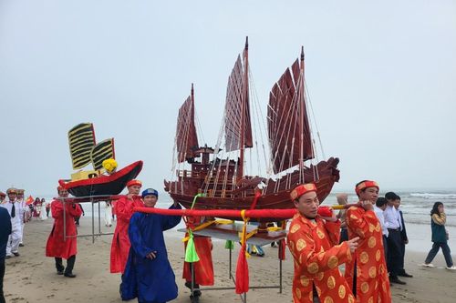 Ngư dân Hà Tĩnh háo hức với Lễ hội cầu ngư