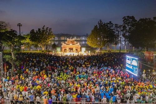 'Hue jogging' có gì đặc biệt mà người dân Huế dậy sớm để tham gia?