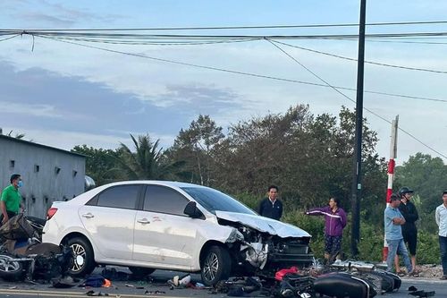 Ô tô gây tai nạn nghiêm trọng khiến 2 người chết, 5 người bị thương ở Phú Quốc
