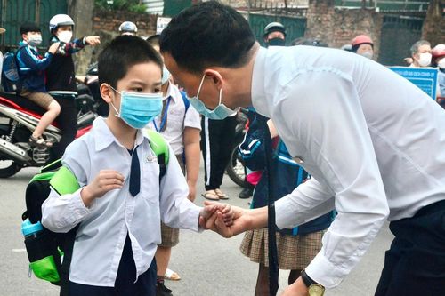 ChatGPT ra đời, giáo viên có mất việc?
