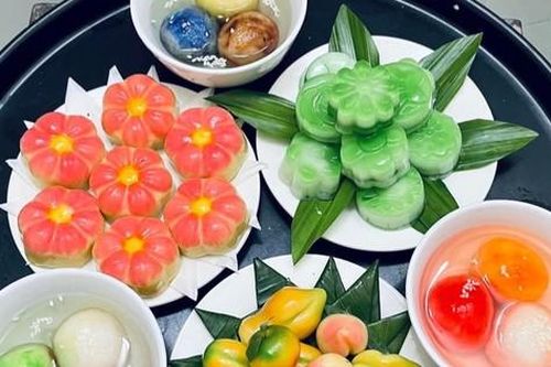 Mâm cỗ ngọt cúng rằm tháng Giêng đắt khách, chậm chân là hết