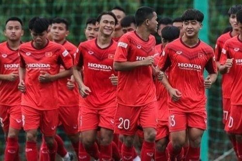 Bóng đá nam SEA Games 32 chốt độ tuổi cầu thủ với nhiều thay đổi; Trợ lý Lee Young-jin bất ngờ viết tâm thư chia tay tuyển Việt Nam