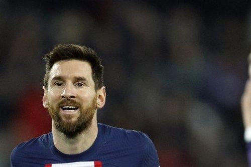 Messi cân bằng kỷ lục của Ronaldo, vượt trội ở 5 giải hàng đầu