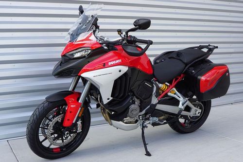 Bảng giá xe Ducati tháng 2/2023