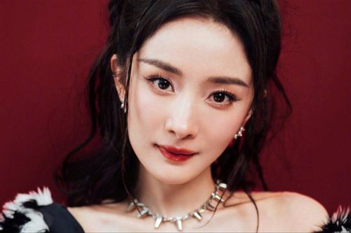 Vận đen của Dương Mịch vẫn chưa hết, lần này còn liên quan đến đàn em kém 13 tuổi