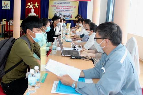 Tín hiệu lạc quan từ thị trường lao động