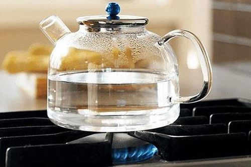 3 sai lầm khi đun sôi nước gây hại sức khỏe, người Việt rất hay mắc