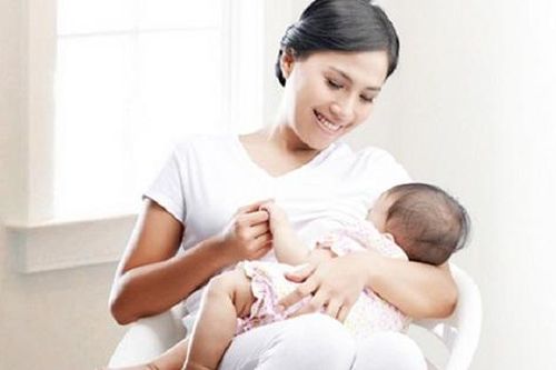 Bí quyết giúp sữa mẹ về nhiều sau sinh, áp dụng ngay nếu thiếu sữa cho con