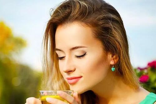 Uống hơn 4g trà mỗi ngày có làm tăng nguy cơ ung thư?