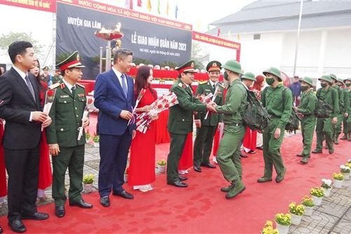 Nối tiếp truyền thống Cách mạng của quê hương Gia Lâm anh hùng