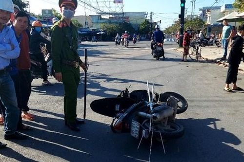 Ngăn chặn 2 nhóm thanh, thiếu niên mang hung khí đánh nhau