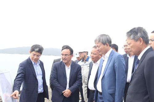 EVN phát động thi đua xây dựng công trình Nhà máy Nhiệt điện Quảng Trạch I