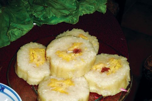 Bánh tét là bánh Tết