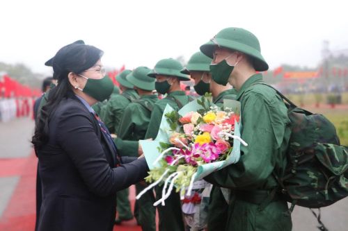Thái Nguyên hơn 2.000 tân binh lên đường nhập ngũ
