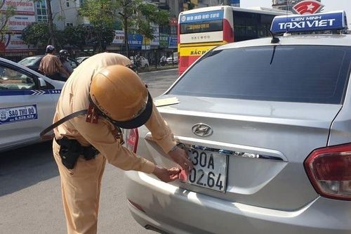 Tài xế che biển số bị xử lý ra sao?