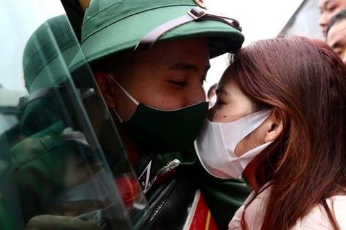 4.370 thanh niên Thủ đô lên đường bảo vệ Tổ quốc và Nhân dân