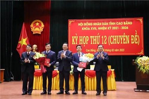 Ông Trịnh Trường Huy được bầu giữ chức Phó Chủ tịch UBND tỉnh Cao Bằng