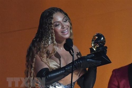 Dấu ấn lịch sử của Beyoncé và Kim Petras tại Grammy 2023