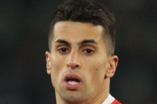 Cancelo xát muối vào thất bại của Man City