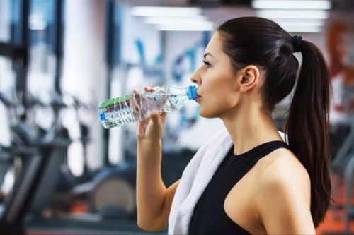 Những lý do nên sử dụng nước khoáng mà bạn không thể bỏ qua