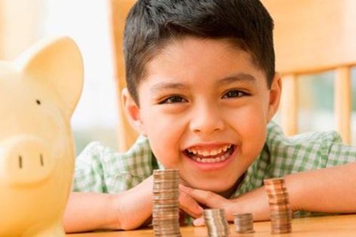 Hướng dẫn trẻ cách sử dụng tiền hợp lý