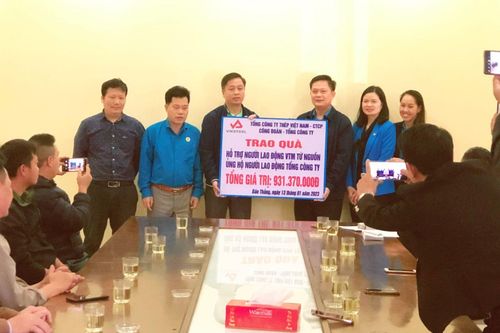 Người lao động VNSTEEL: Tết Quý Mão đầm ấm, an vui