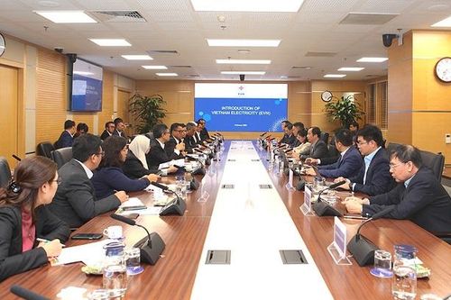 Indonesia muốn Việt Nam chia sẻ kinh nghiệm thu hút đầu tư vào năng lượng tái tạo