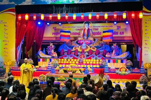 Lễ cầu nguyện Quốc thái dân an tại chùa Liên Trì