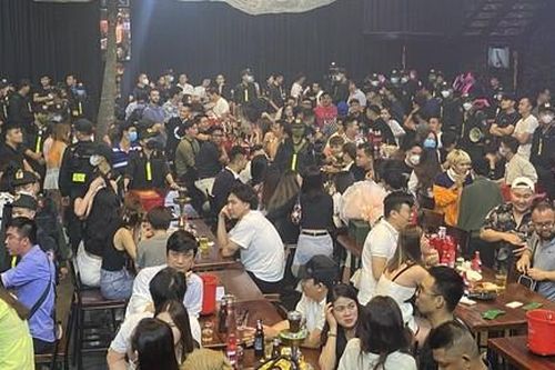 Video 'đại công trường' ăn nhậu PocPoc gây bức xúc bị Công an TPHCM kiểm tra, xử lý