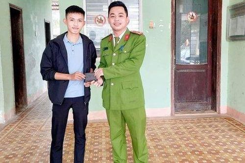 Việc làm ý nghĩa của chàng tân binh mồ côi trước khi lên đường nhập ngũ
