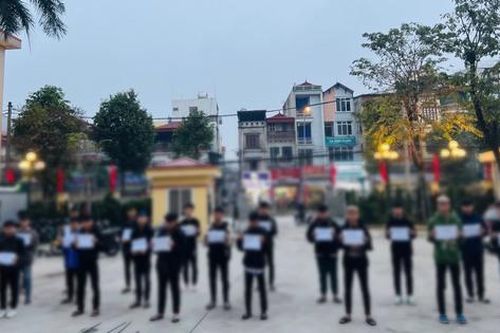 Triệu tập nhóm thanh niên giải quyết mâu thuẫn bằng dao và tuýp sắt
