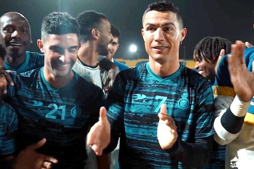 Al Nassr tổ chức sinh nhật cho Ronaldo ngay trên sân tập