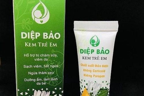 Kiểm tra sản phẩm Diệp Bảo kem bôi da trẻ em do nghi có hàm lượng chì cao