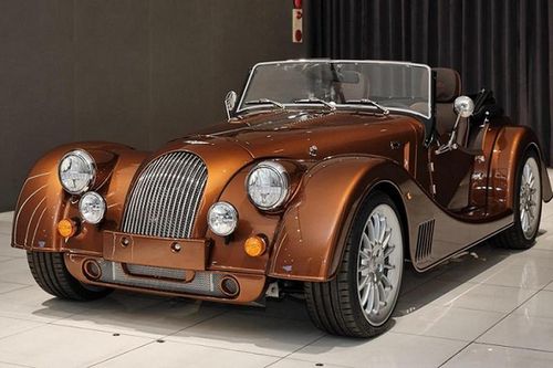 Morgan Plus Six bạc tỷ màu độc, 'vợ 2' cho đại gia Việt thích của lạ