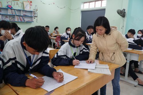 Nhanh chóng triển khai nhiệm vụ năm học
