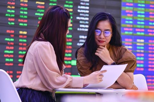 Sự kiện chứng khoán đáng chú ý ngày 7/2