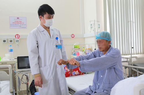 Phát hiện bệnh mạch máu não nguy hiểm sau cơn đau đầu đột ngột