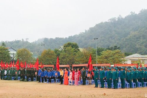 Nghệ An: Trang trọng, ấm áp ngày hội tòng quân ở các địa phương