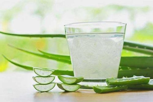 Nha đam đường phèn - Bí quyết làm đẹp nhẹ nhàng và vô cùng hiệu quả cho bạn gái