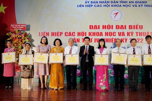 Nỗ lực cho phong trào sáng tạo khoa học – kỹ thuật