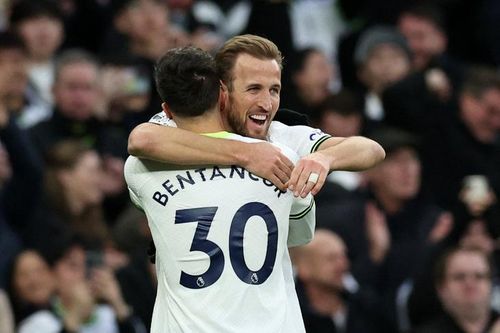 Tottenham 1-0 Man City: Harry Kane giúp Spurs áp sát tốp 4