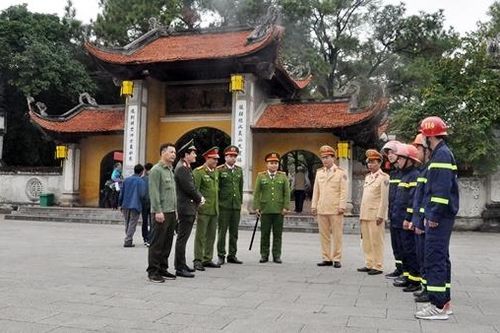 Công an Hải Dương bảo đảm ANTT cho Lễ hội mùa xuân Côn Sơn - Kiếp Bạc