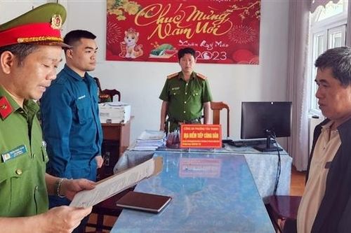 Khởi tố lái tàu bị lật làm 17 người chết ở Hội An