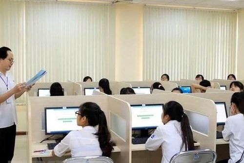 'Loạn' luyện thi đánh giá năng lực, Đại học Quốc gia Hà Nội nói gì?