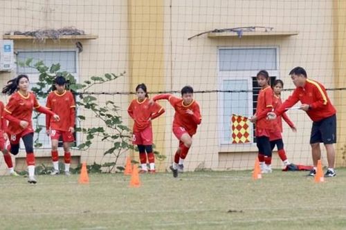 U20 nữ Việt Nam tập trung, chuẩn bị 'đấu' Indonesia